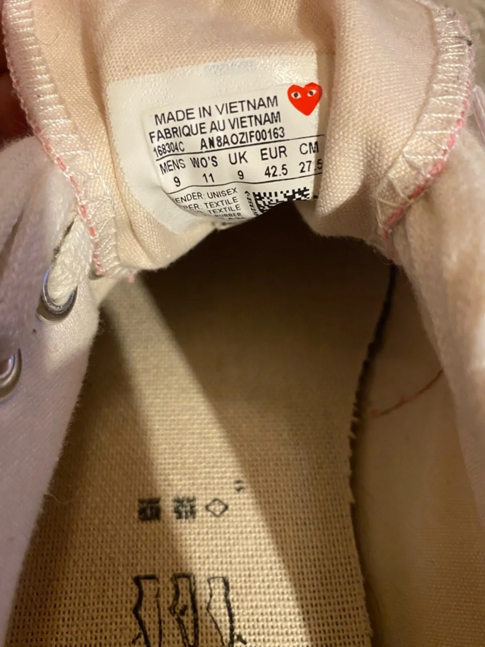 Converse Comme des Garcons Pink Low-Top Canvas Sneakers with Heart Logo - Picture 9 of 10